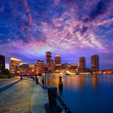 Fan Pier Massachusetts, Boston günbatımı manzarası