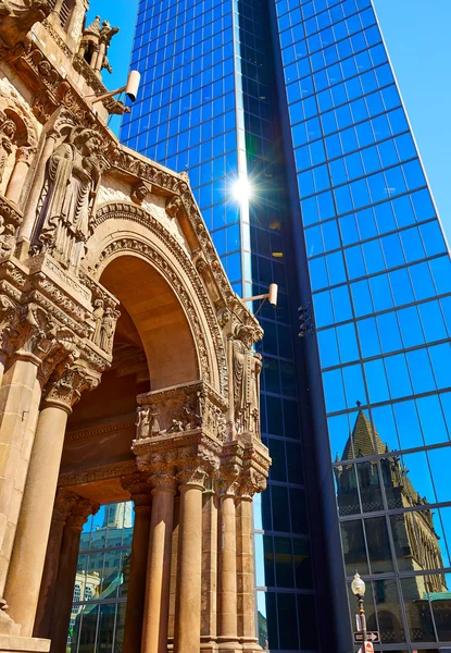 Boston Trinity Kilisesi Copley Meydanı'nda — Stok fotoğraf