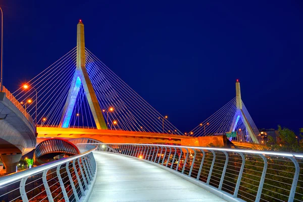 Boston Zakim ponte tramonto in Massachusetts — Foto Stock