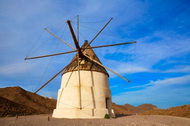 Almeria Molino de los Genoveses İspanya yel değirmeni
