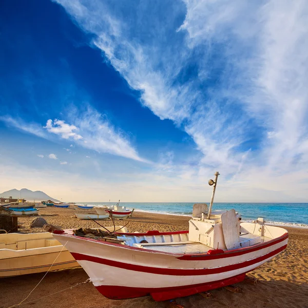 Almeria Cabo de Gata San Miguel strandon csónakok — Stock Fotó
