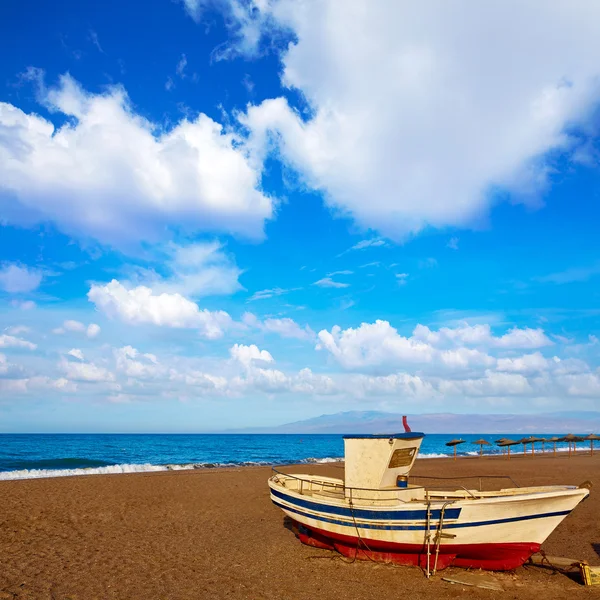 Almeria cabo de gata san miguel strand boote — Stockfoto