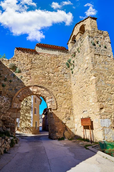 Cañete cuenca puerta de la virgen murverk Spanien — Stockfoto