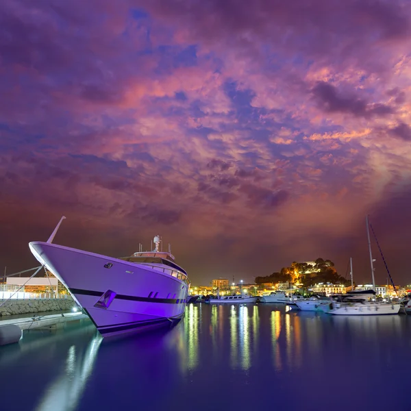 Denia port sonnenuntergang im hafen von alicante spanien — Stockfoto