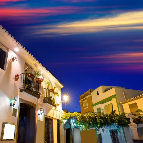 Denia oude dorp zonsondergang schemering in alicante Spanje — Stockfoto