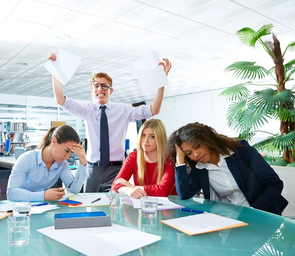 Zakelijke bijeenkomst triest expressie negatieve gebaar — Stockfoto