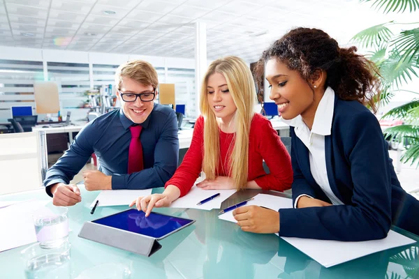 Executive business folk team möte på kontoret — Stockfoto