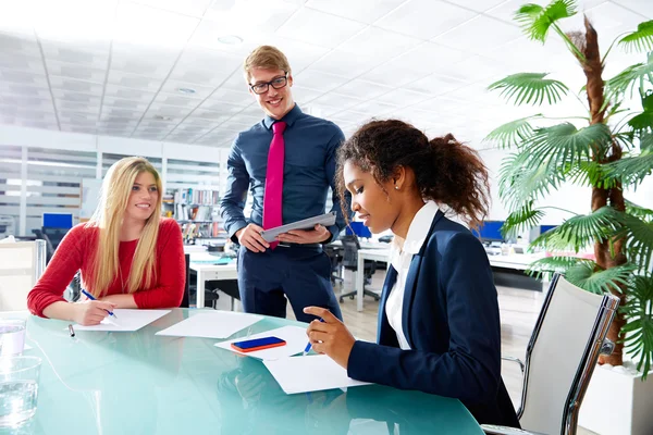 Executive Business People Team Meeting im Büro — Stockfoto