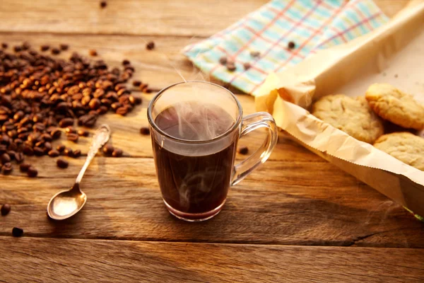 Kaffe med kakor kex hemlagad vintage trä — Stockfoto