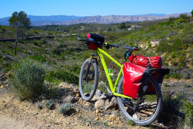 Turizm Mtb Bisiklet panniers ile Pedralba Valencia Bisiklete binme