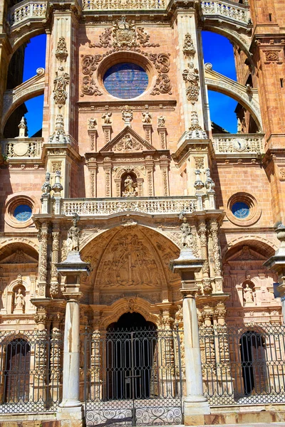 Catedral de Astorga en Camino de Santiago en León — Foto de Stock