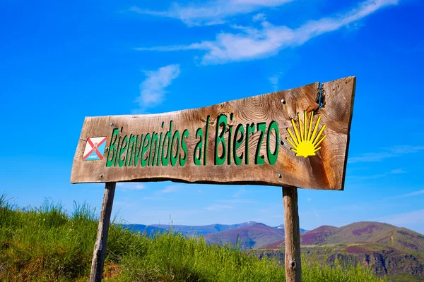 Caminho de São Tiago sinal de boas-vindas El Bierzo Leon — Fotografia de Stock