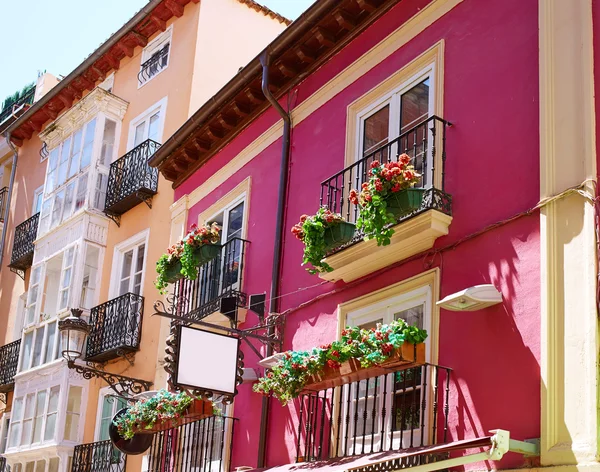 Burgos centro de fachadas coloridas em Castilla Espanha — Fotografia de Stock