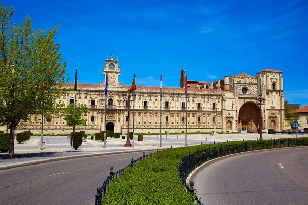 San Marcos в Леон на те, як Saint James — стокове фото