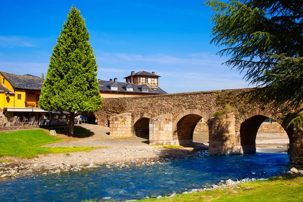 Manier van Saint James door Molinaseca El Bierzo Leon — Stockfoto