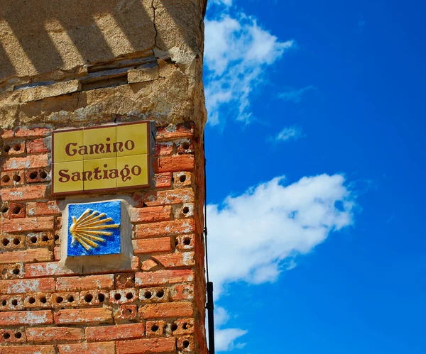 Caminho de São Tiago assina em Redecilla del Camino — Fotografia de Stock