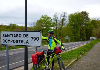 Roncesvalles başlamak yolu Sain James bisikleti