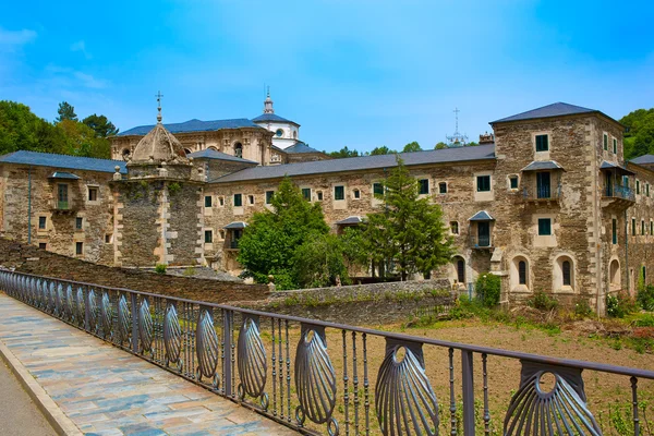 Monasterio de Samos por el camino de Santiago —  Fotos de Stock