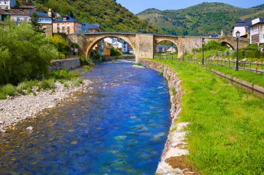 Villafranca del Bierzo Saint James yoluyla