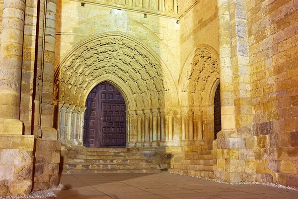 Kościół Villalcázar de Sirga sposób Saint James — Zdjęcie stockowe