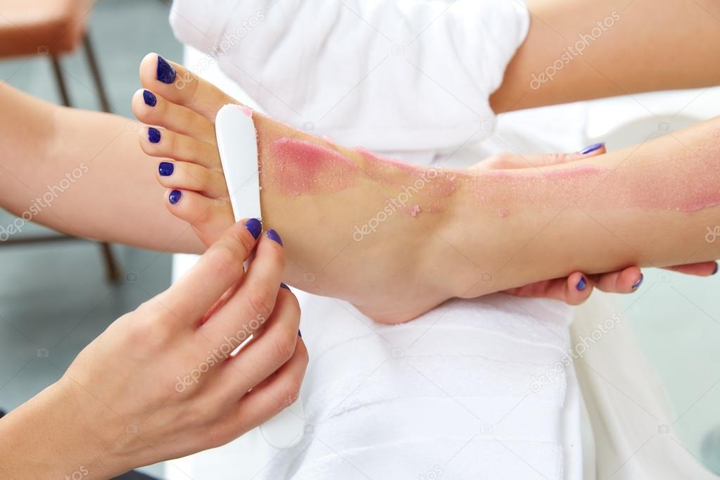 manucure pied femme