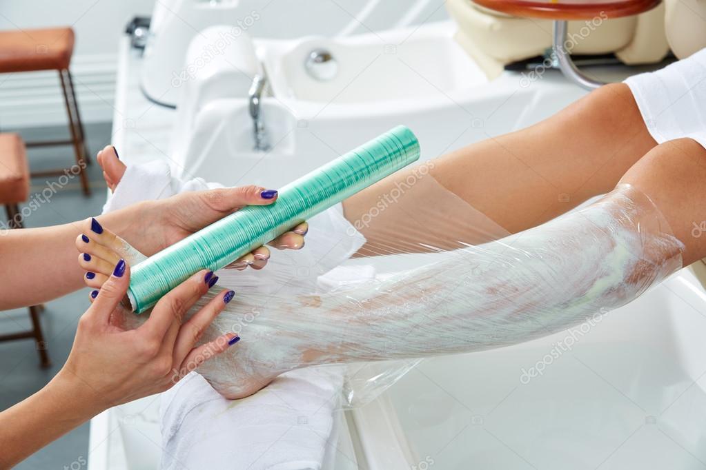 восковая депиляция. обезболить эпиляцию. обезболивающий гель для депиляции интимных зон. крем для обезболивания при электроэпиляции. обезболивающие в спрее для эпиляции.