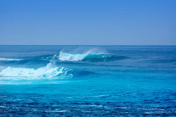 Jandia olas de playa de surf en Fuerteventura — Foto de Stock