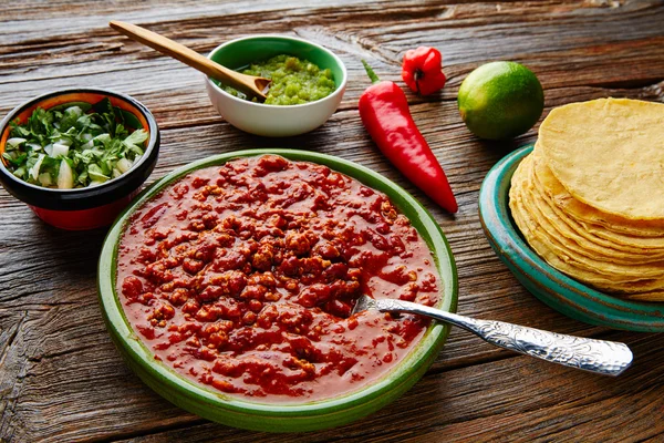Chili com carne platillo comida mexicana — Fotografia de Stock