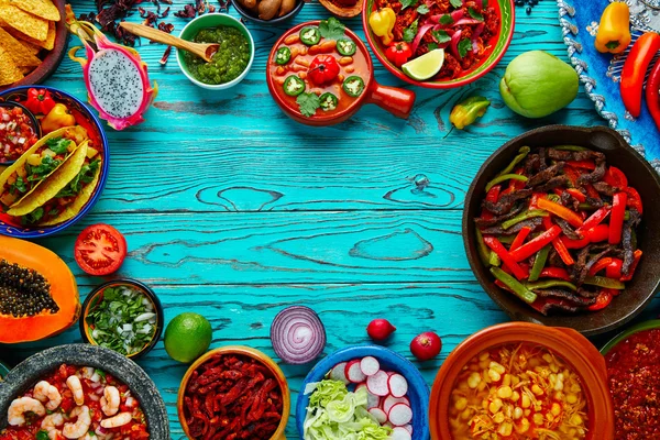 Mistura de comida mexicana fundo colorido México — Fotografia de Stock