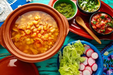 Pozole mote büyük Mısır ile güveç Meksika'dan