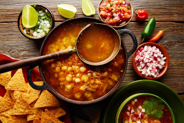 Pozole com guisado de milho grande mote do México — Fotografia de Stock