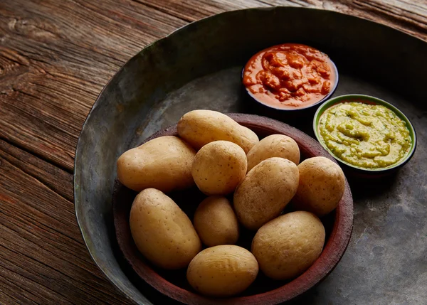 Papas al mojo Canary islands wrinkled potatoes — Stock Photo, Image