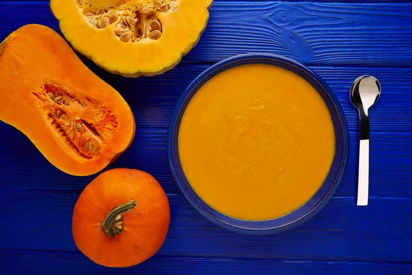 Pumpkin soup cream on wood — Stock Photo, Image