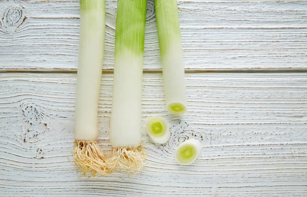 Poireaux aliments crus de légumes avec texture coupée — Photo