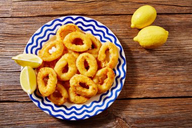 Deniz ürünleri İspanya tapas kalamar romana kalamar halkaları