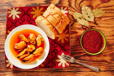 Tapas mejillones turşusu escabeche midye