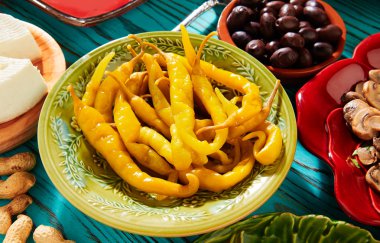 Tapas turşu biber biber sirke Akdeniz 