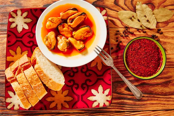 Tapas mejillones escabeche pickled mussels — Stock Photo, Image