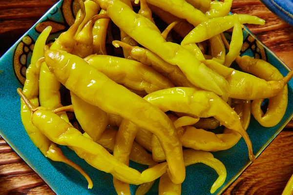 Tapas nakládané chilli ocet ze Středozemního moře — Stock fotografie
