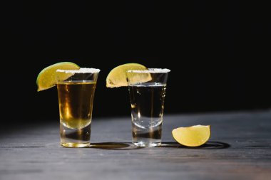 Limonlu tekila. Seçici odak