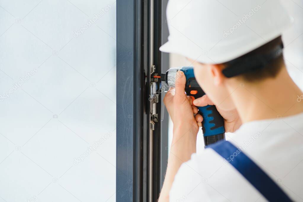 window fitter using cordless drill