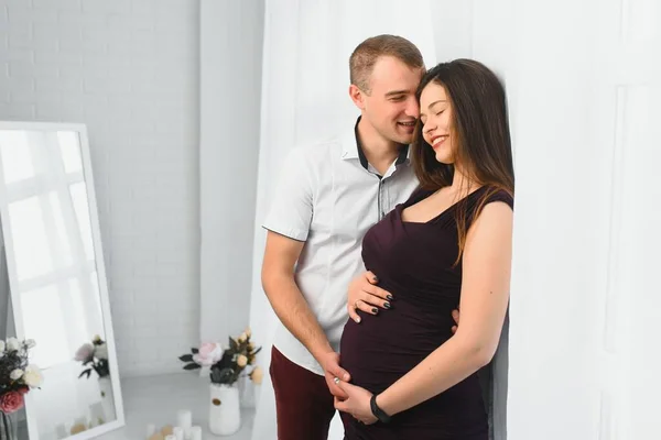 Perfil Esposa Embarazada Marido —  Fotos de Stock