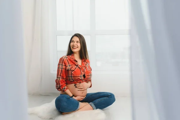 Gravidanza Maternità Persone Concetto Aspettativa Primo Piano Della Donna Incinta — Foto Stock