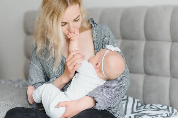 Lactation Concept Young Mother Breastfeeding Her Newborn Baby Home Close — Foto Stock
