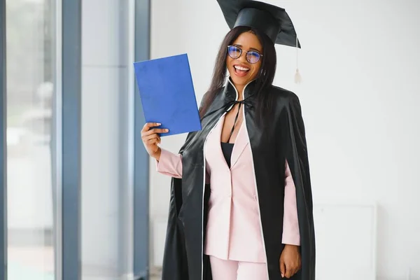 Retrato Bela Pós Graduação Afro Americana — Fotografia de Stock