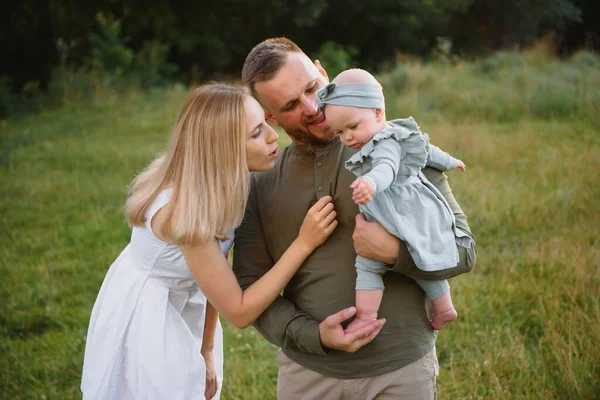 Young Beautiful Family Little Daughter Hug Kiss Walk Nature Sunset — Stock Photo, Image