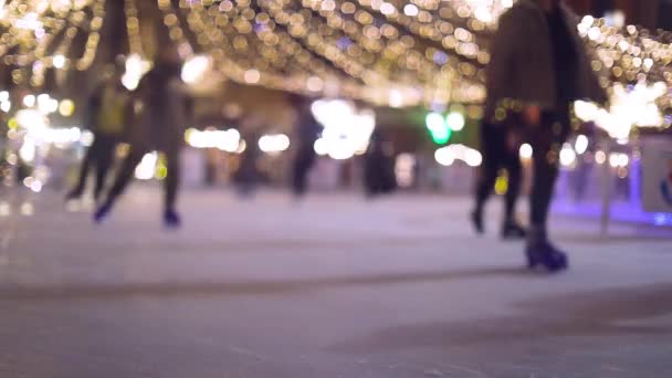 Hadtcc2j5ka6mm https depositphotos com stock footage blurry people background html