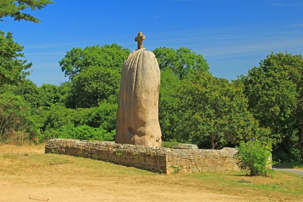 Menhir Saint Uzec, Bretagne, Frankrike – stockfoto