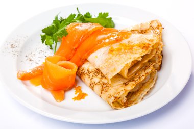 kırmızı balık krep