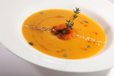 Pastırmalı balkabağı çorbası.